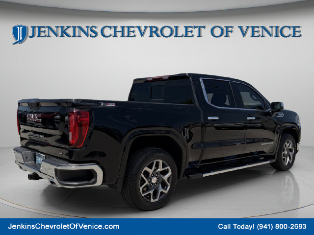 Used 2023 GMC Sierra 1500 SLT w/ SLT Premium Package AWD/4WD image 6