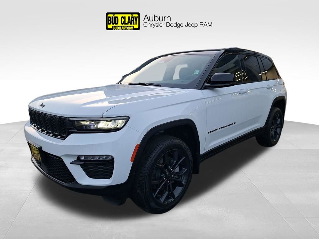 New 2025 Jeep Grand Cherokee Limited w/ Trailer Tow Package AWD/4WD image 1