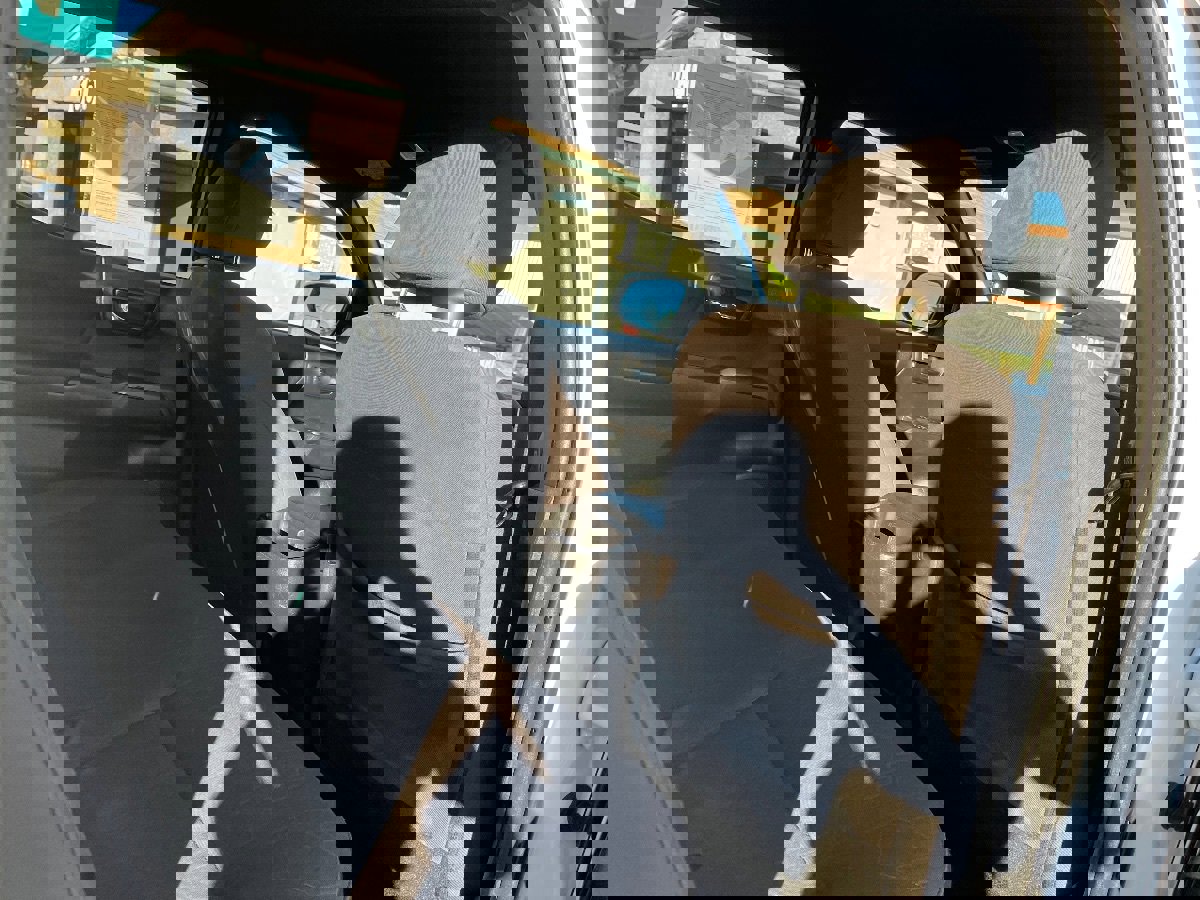 Used 2016 Toyota Tacoma TRD Sport image 31