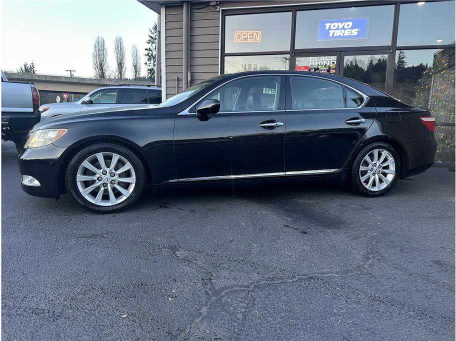 Used 2008 Lexus LS 460 image 4