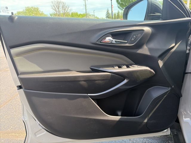 Used 2026 Chevrolet Trax ACTIV w/ Driver Confidence Package FWD image 19
