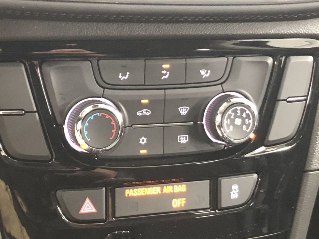 Used 2019 Buick Encore Preferred FWD image 18