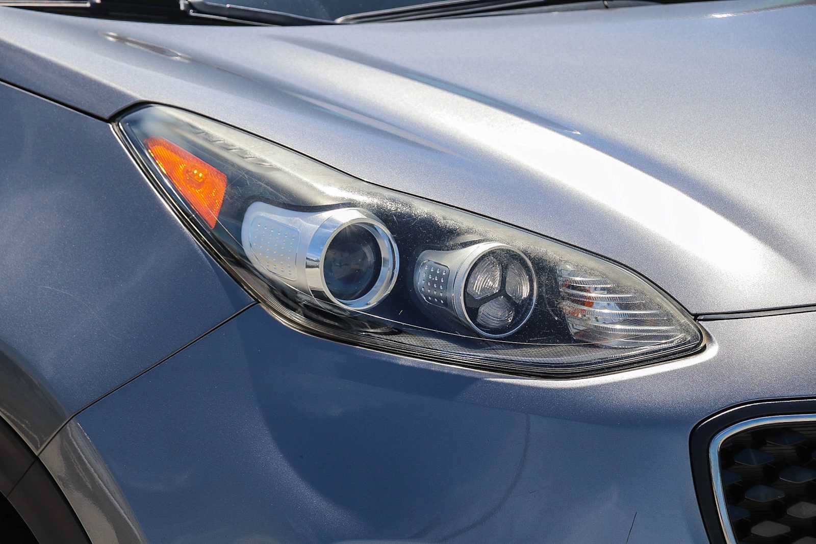 Used 2018 Kia Sportage LX FWD image 4
