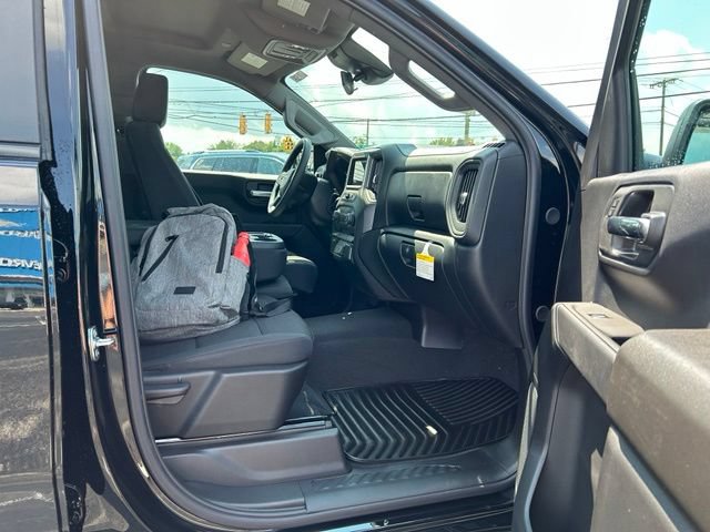 New 2026 Chevrolet Silverado 1500 Custom w/ Turbomax Blackout Package AWD/4WD image 9