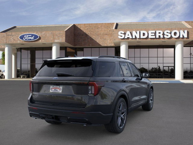 New 2026 Ford Explorer ST-Line w/ ST-Line Street Pack image 8