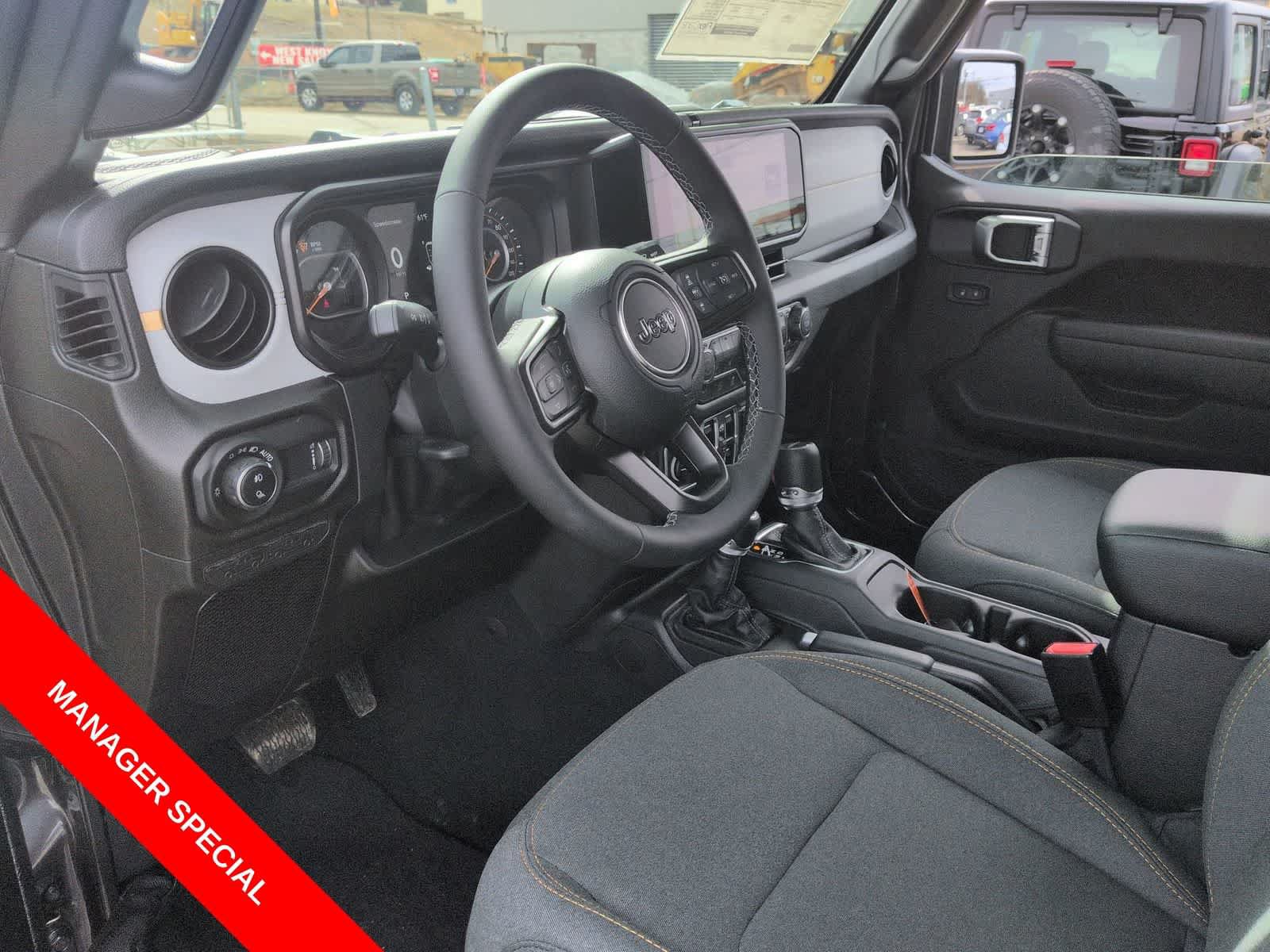 New 2026 Jeep Gladiator Sport AWD/4WD image 2