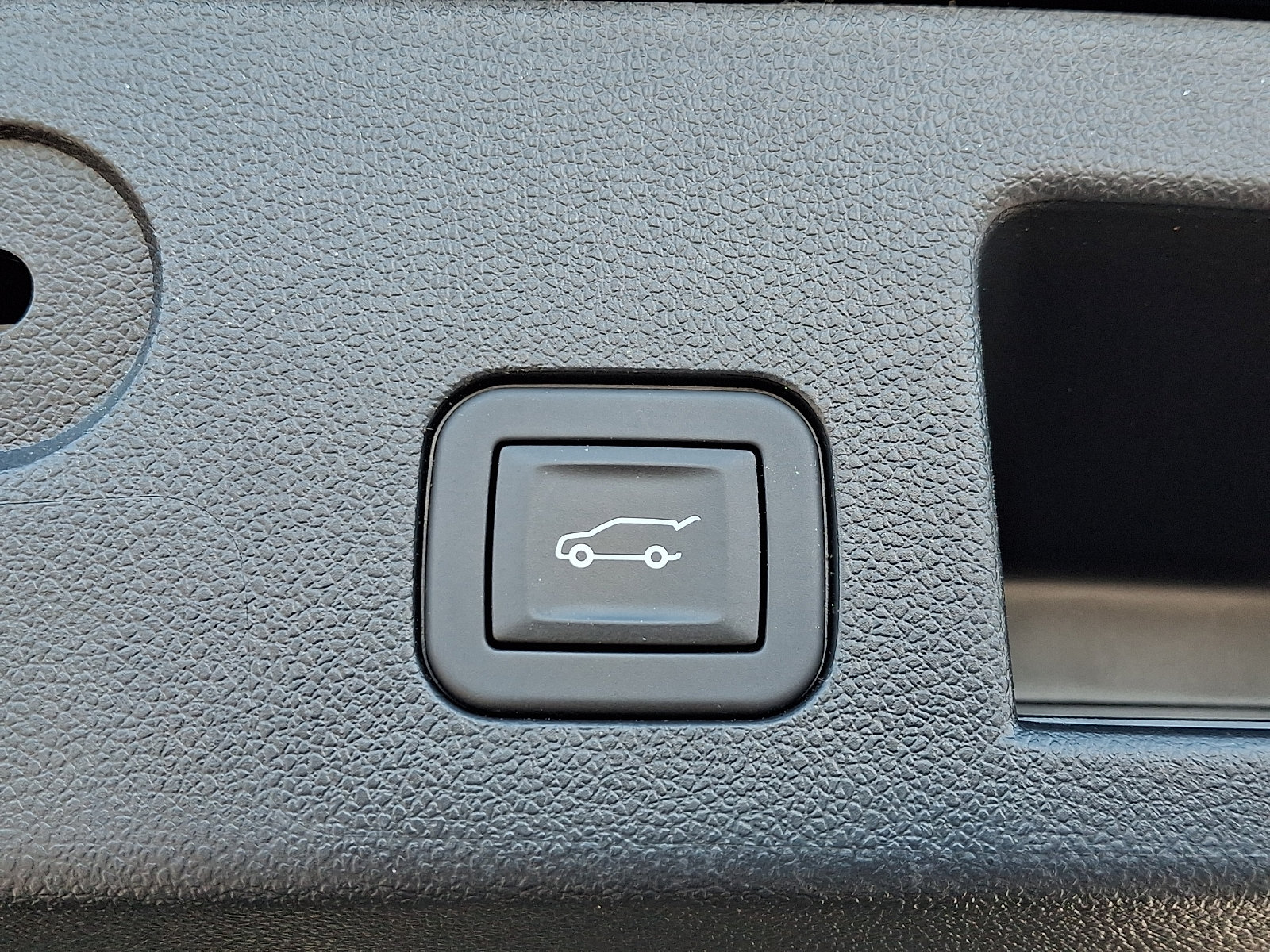 Certified 2025 Chevrolet Equinox LT w/ Convenience Package II AWD/4WD image 28