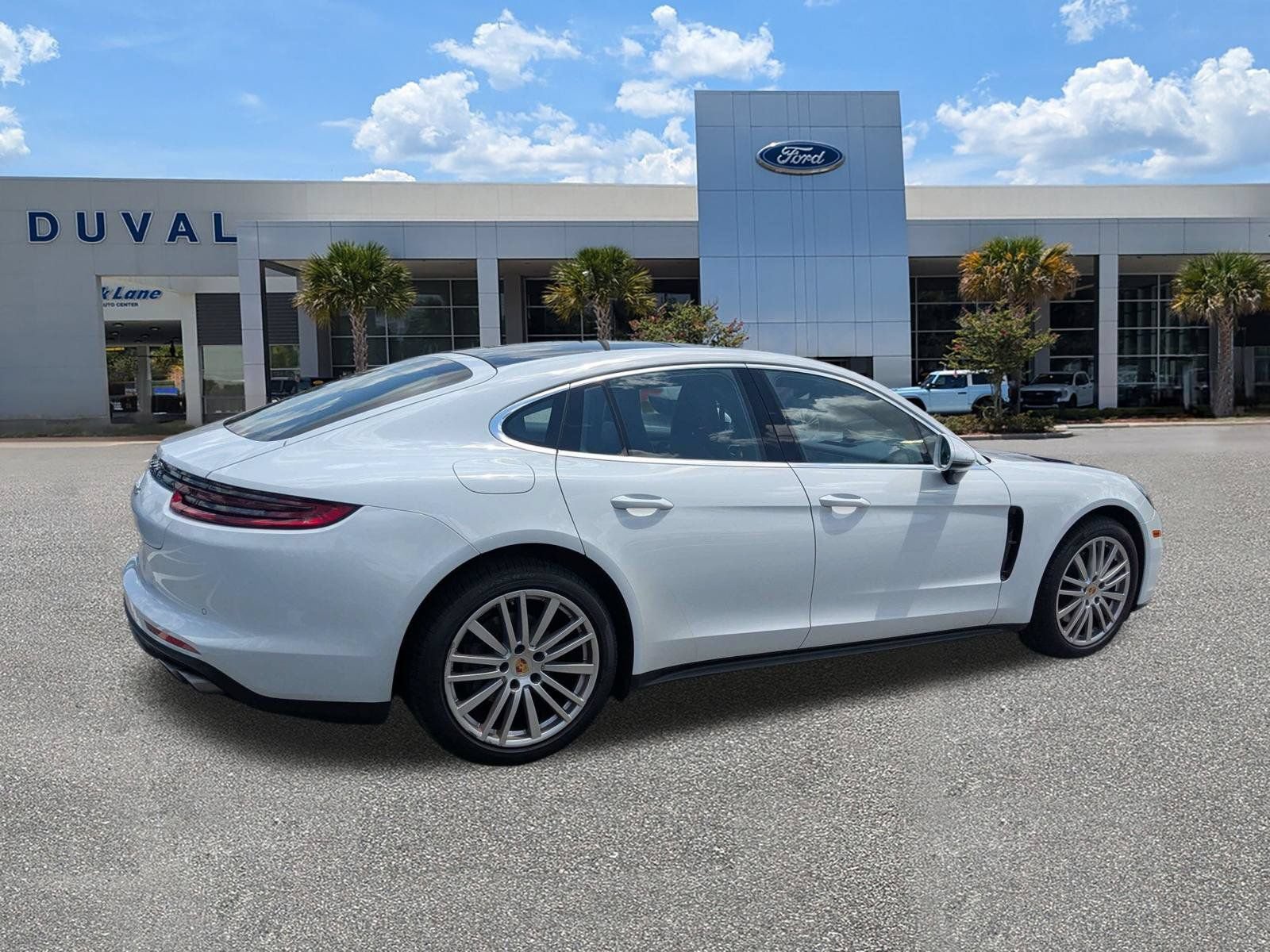 Used 2017 Porsche Panamera 4S AWD/4WD image 4