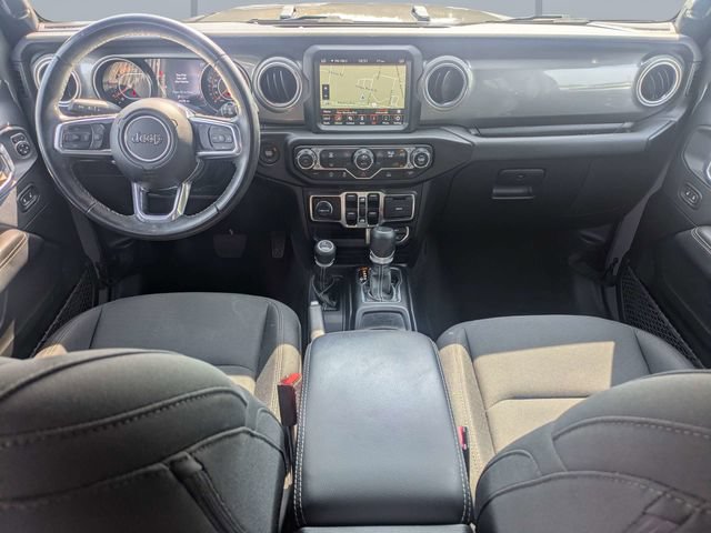 Used 2022 Jeep Wrangler Unlimited Sahara w/ LED Lighting Group AWD/4WD image 15