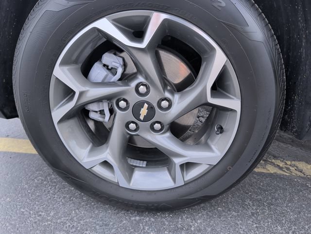 Used 2024 Chevrolet Trax LT w/ Driver Confidence Package FWD image 24