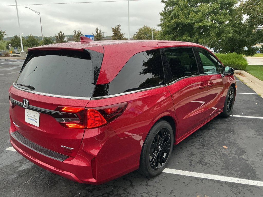 Used 2025 Honda Odyssey Sport-L image 12