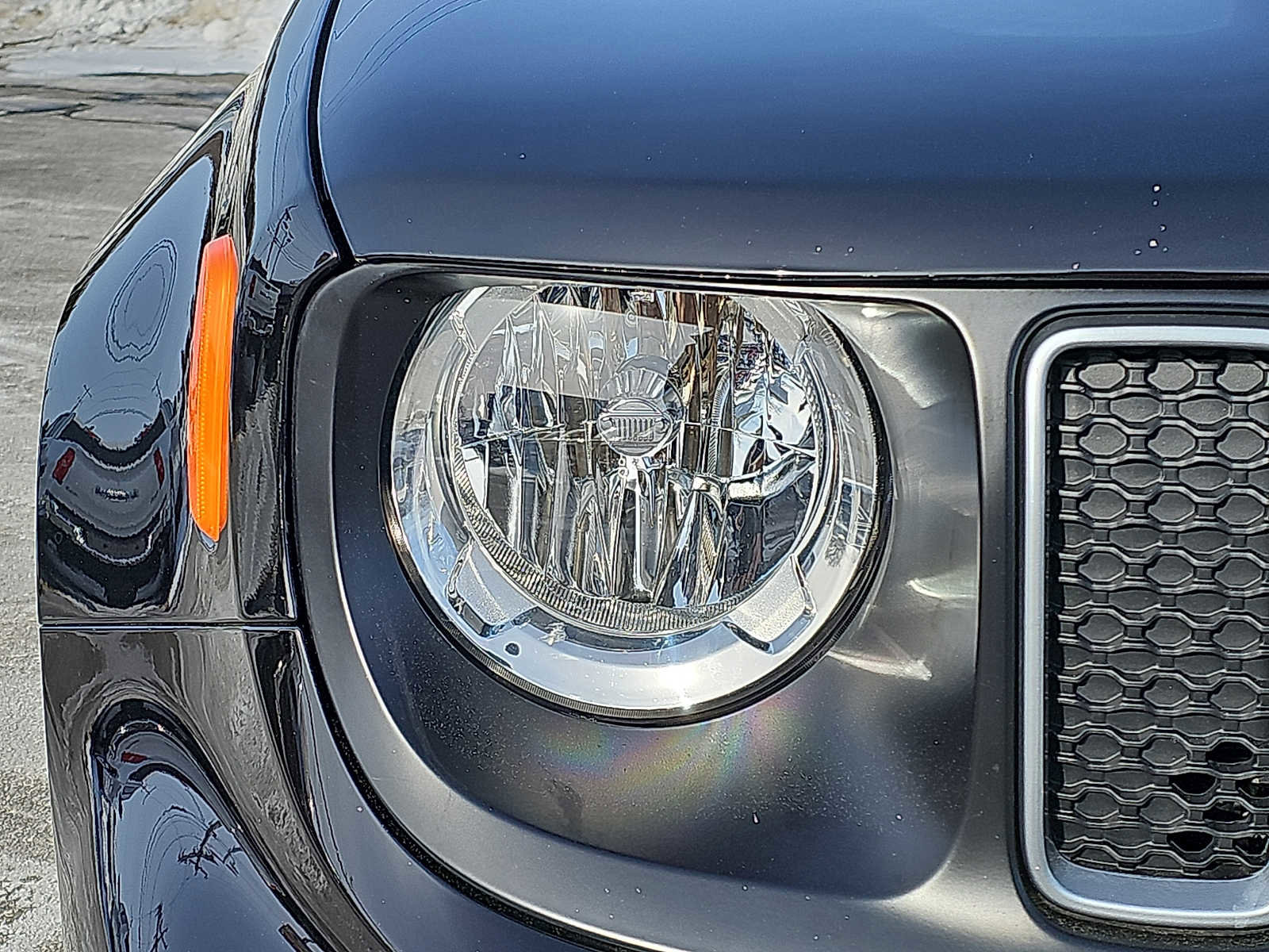 Used 2023 Jeep Renegade Latitude w/ Sun/Sound Group image 9