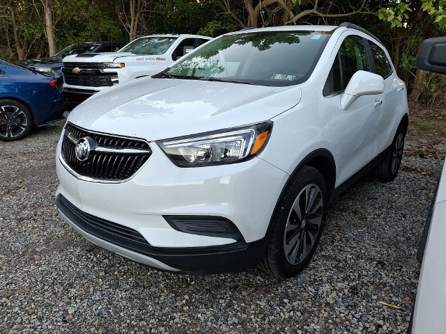 Used 2021 Buick Encore Preferred w/ Safety Package FWD image 3