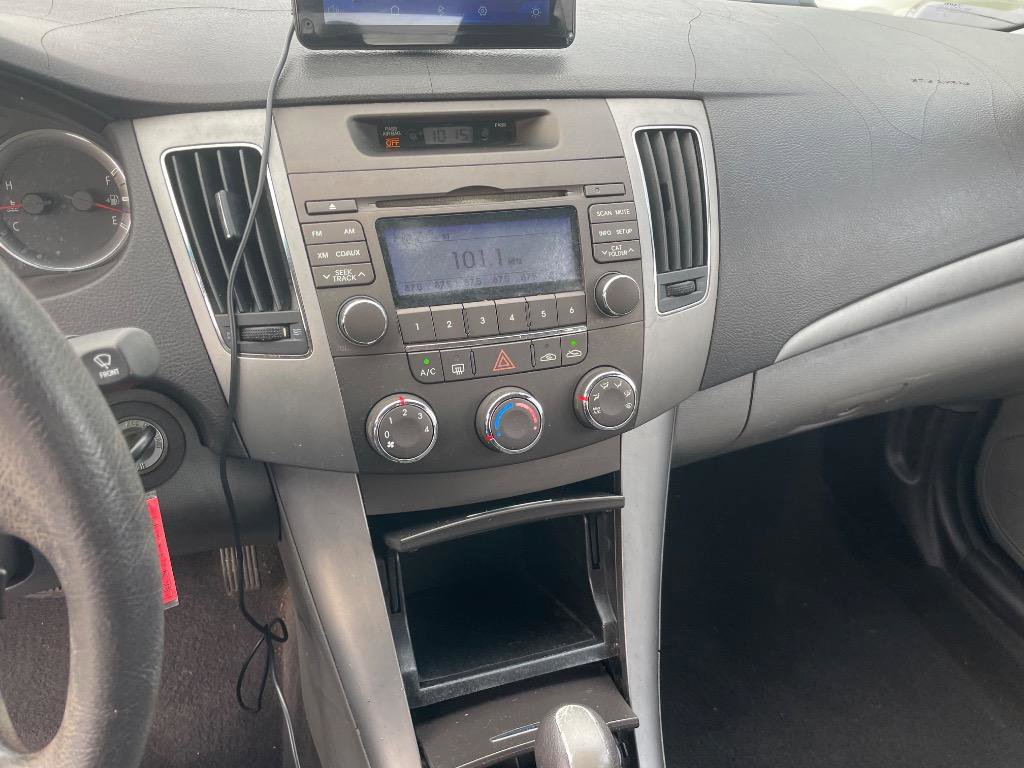 Used 2010 Hyundai Sonata GLS image 20