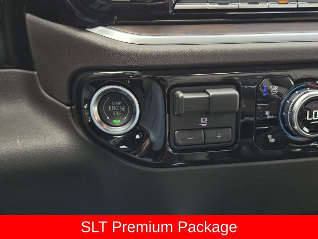 New 2026 GMC Sierra 1500 SLT w/ SLT Premium Package AWD/4WD image 13