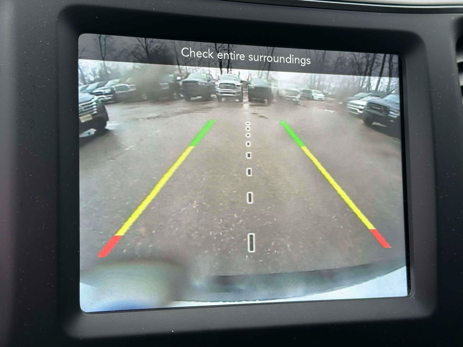 Used 2022 Jeep Cherokee Latitude AWD/4WD image 27