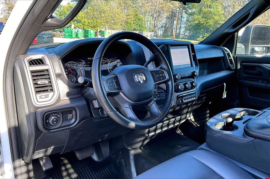 Used 2024 RAM 5500 Tradesman image 14