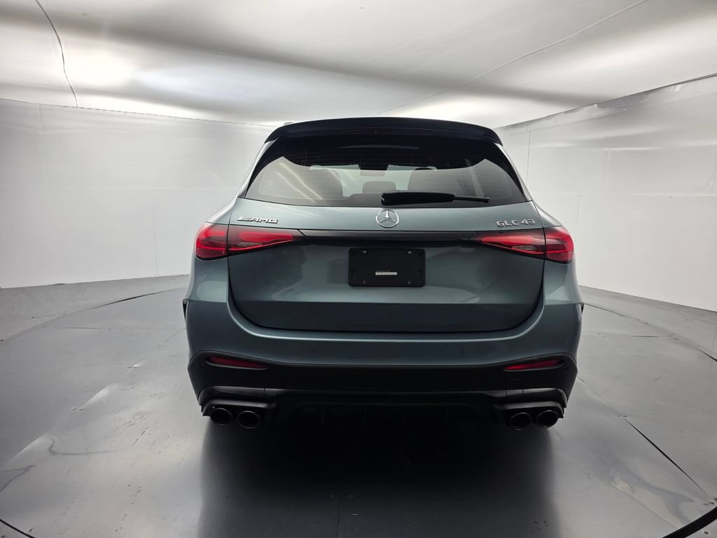 Used 2025 Mercedes-Benz GLC 43 AMG 4MATIC image 5