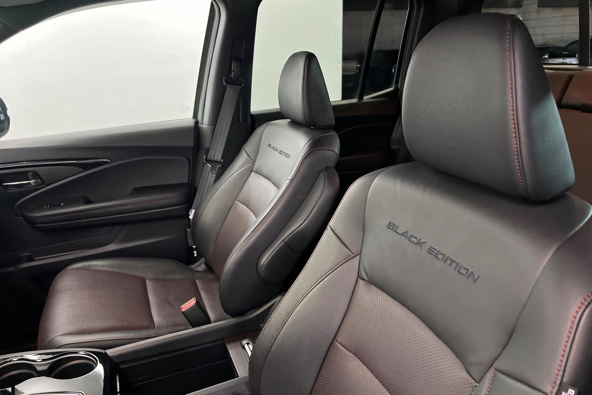 Used 2023 Honda Ridgeline Black Edition image 17