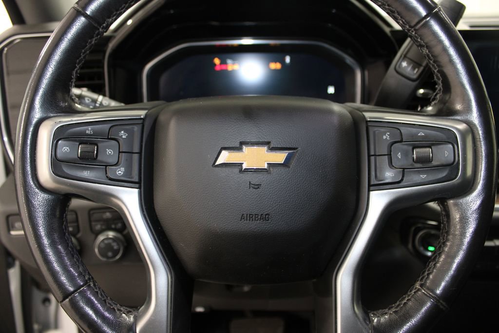 Used 2022 Chevrolet Silverado 1500 LT w/ Protection Package AWD/4WD image 35