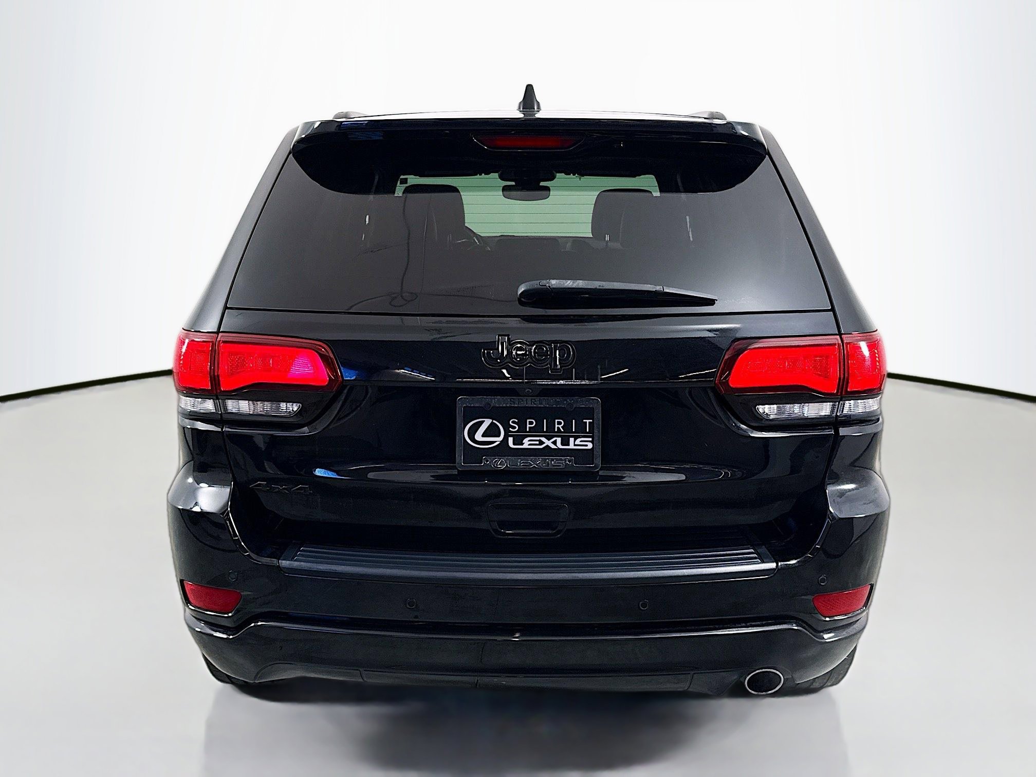 Used 2020 Jeep Grand Cherokee Altitude image 6