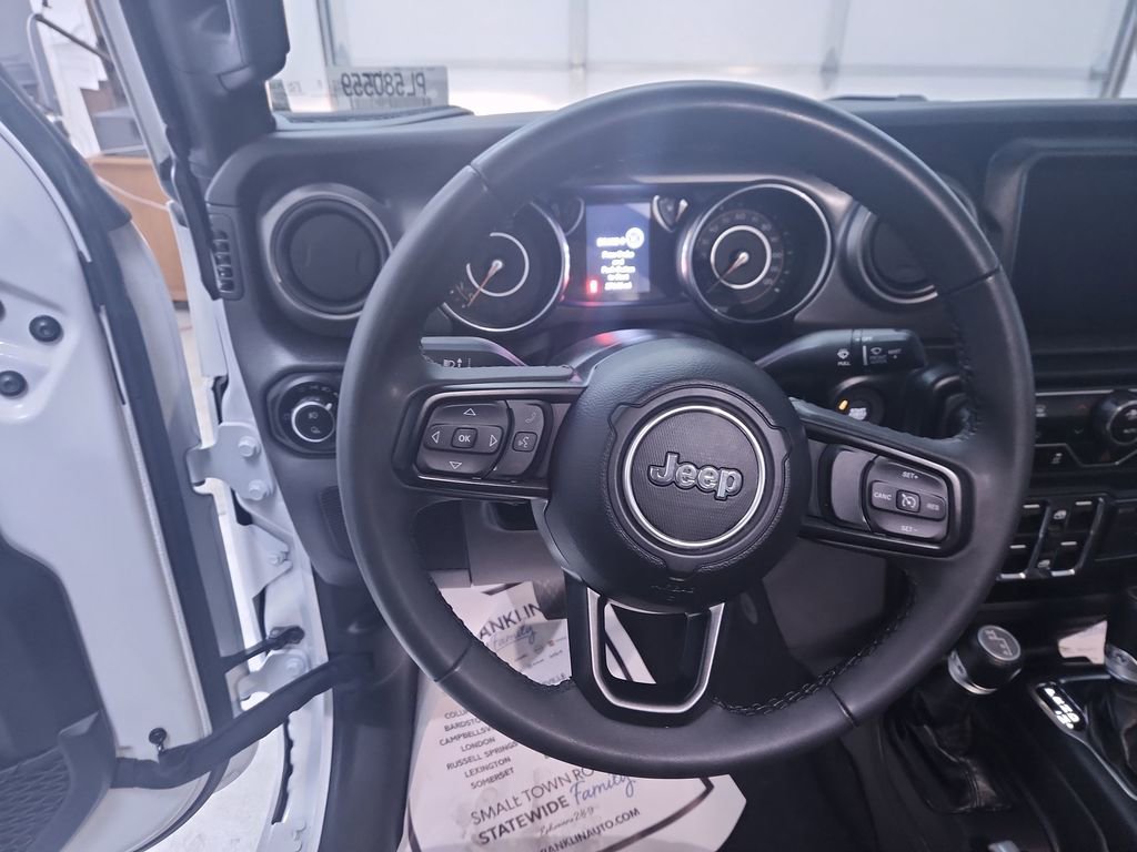 Used 2023 Jeep Gladiator Sport AWD/4WD image 14