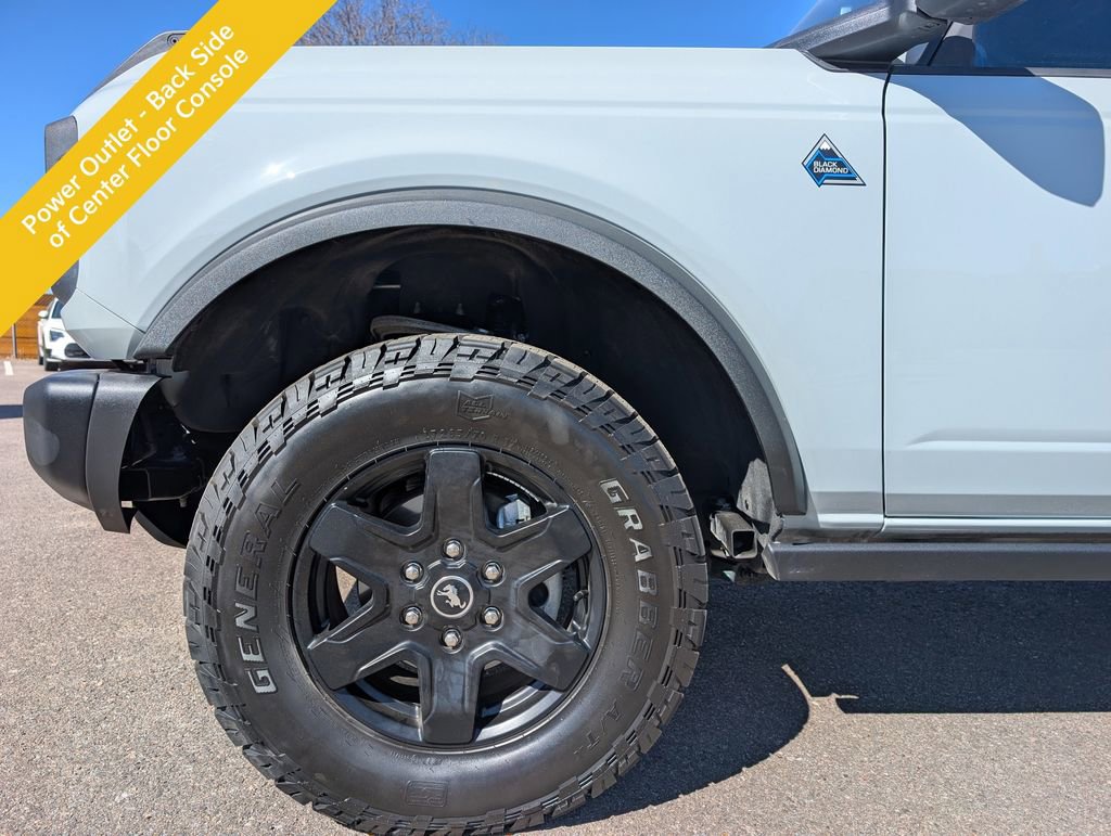 Used 2023 Ford Bronco Black Diamond image 10