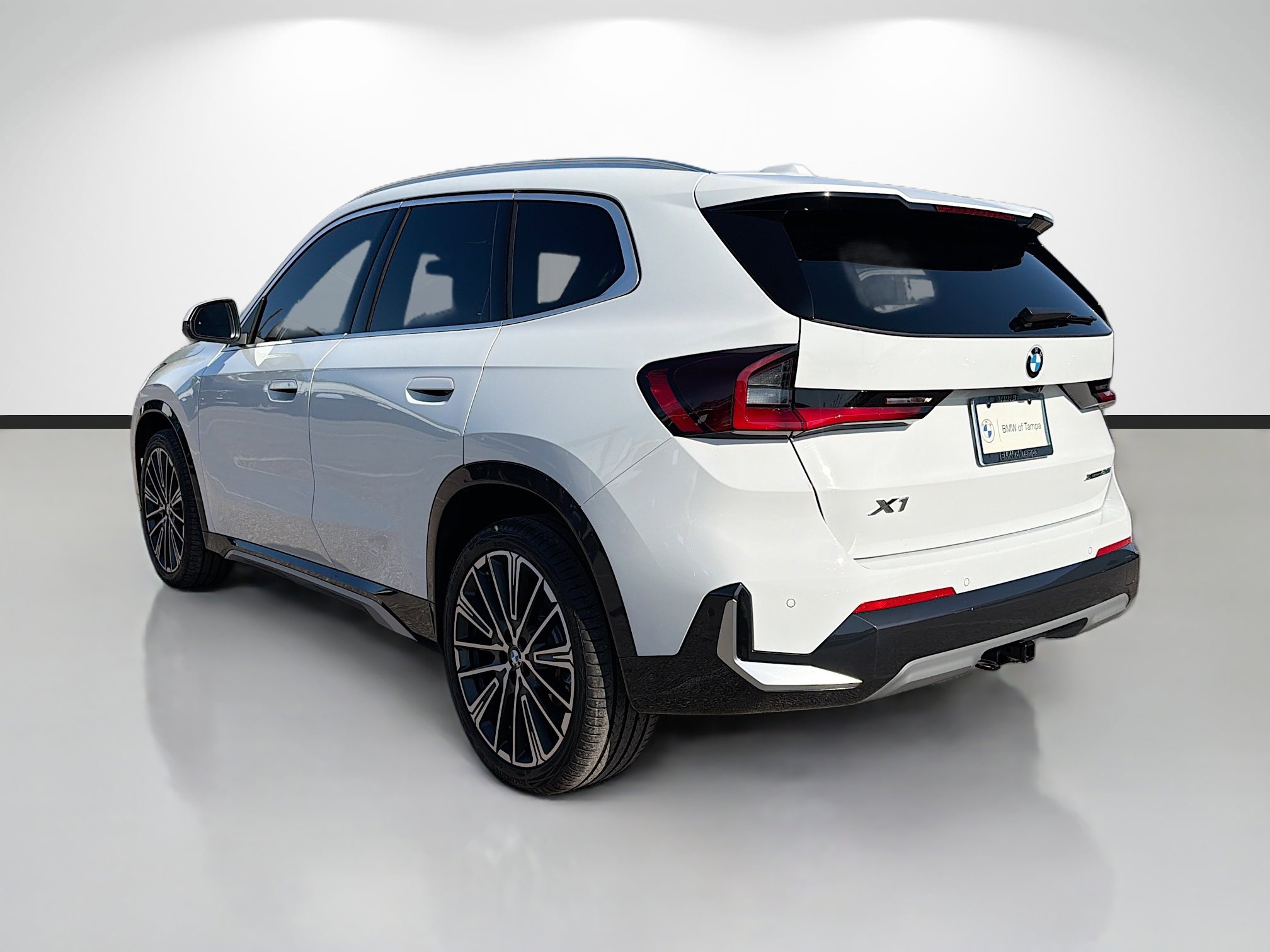 Used 2026 BMW X1 xDrive28i w/ Convenience Package image 5