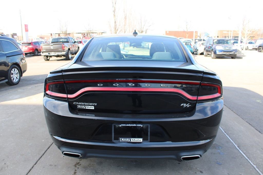 Used 2017 Dodge Charger R/T image 8
