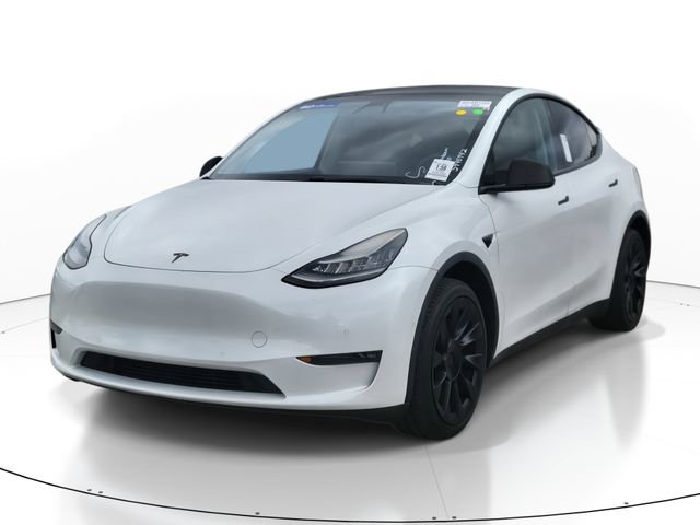 Used 2020 Tesla Model Y Long Range image 2