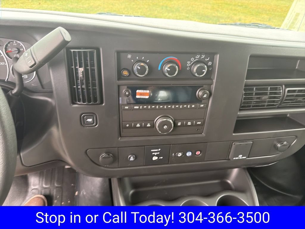 New 2025 Chevrolet Express 3500 w/ Driver Convenience Package RWD image 19