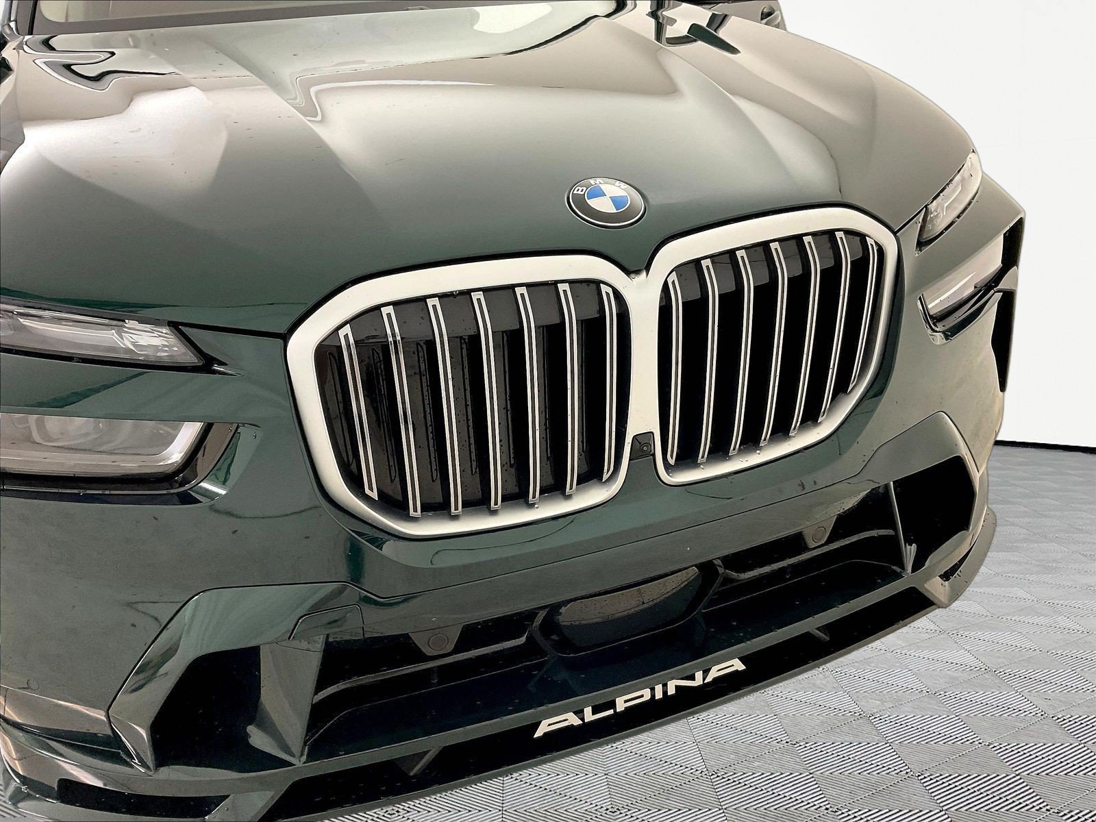 Used 2026 BMW ALPINA XB7 AWD/4WD image 34