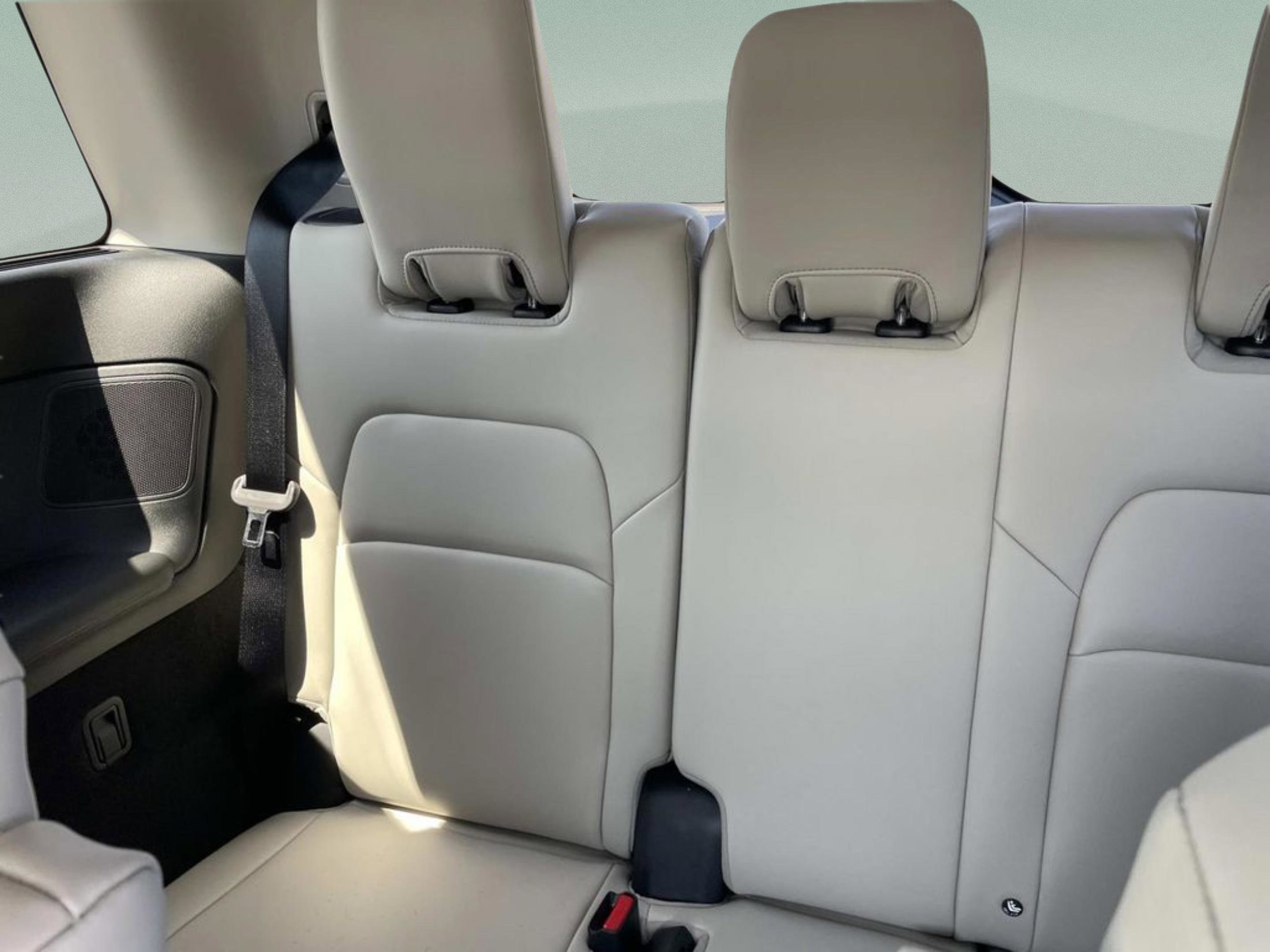 New 2026 Nissan Pathfinder SL FWD image 13