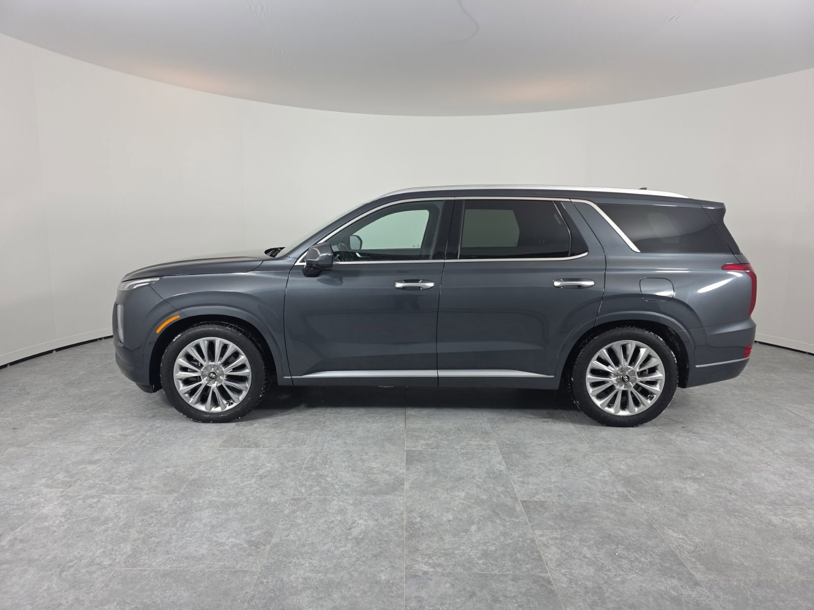 Used 2020 Hyundai Palisade Limited image 4