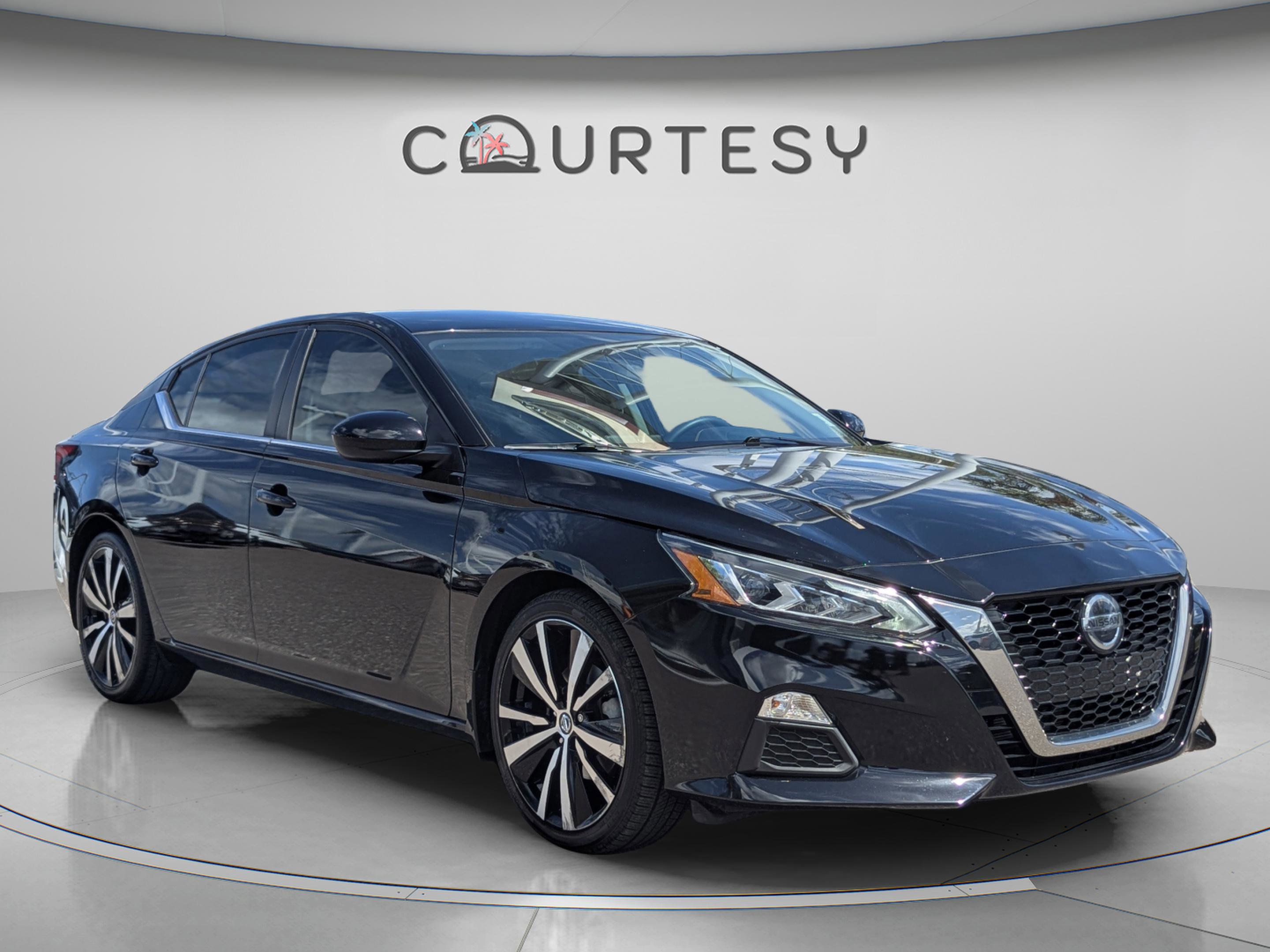 Certified 2021 Nissan Altima 2.5 SR image 9