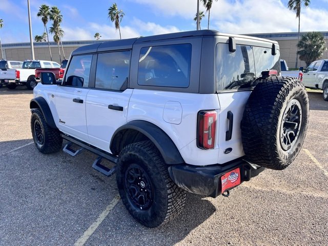 Used 2023 Ford Bronco Wildtrak image 6