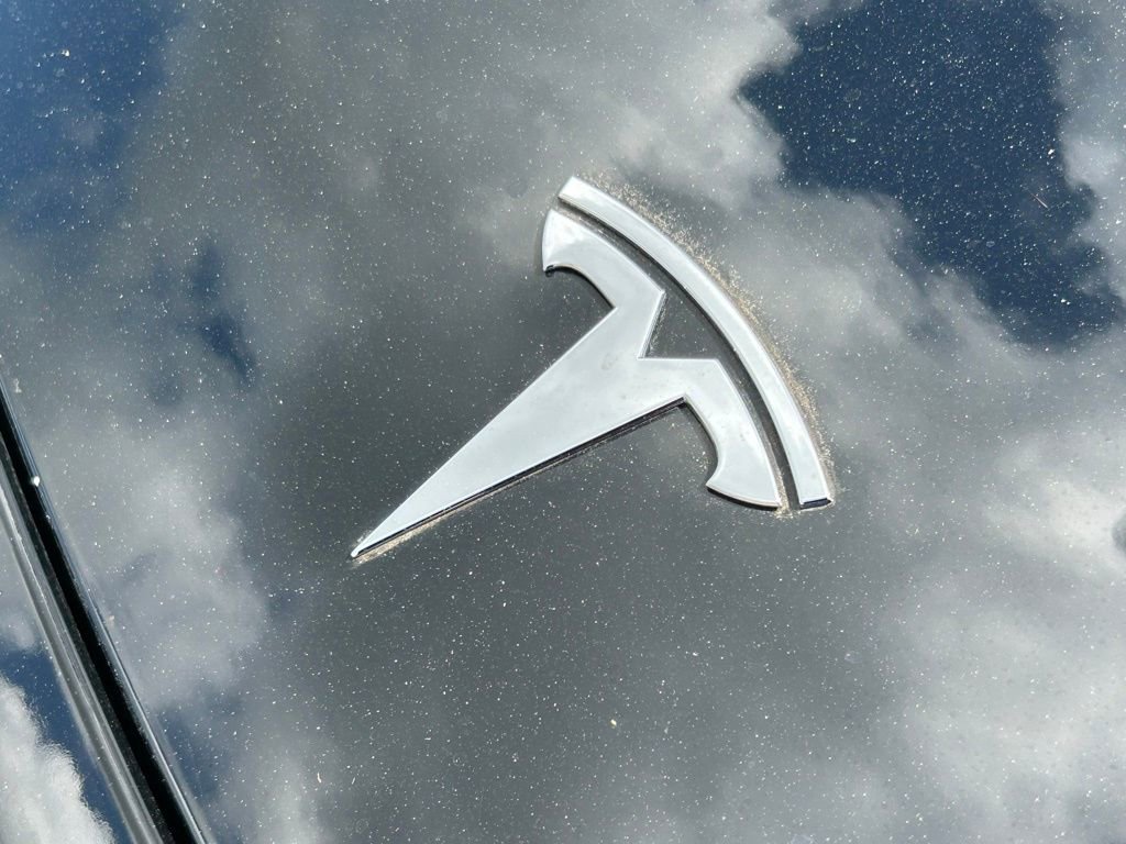 Used 2023 Tesla Model 3 Standard Range image 35