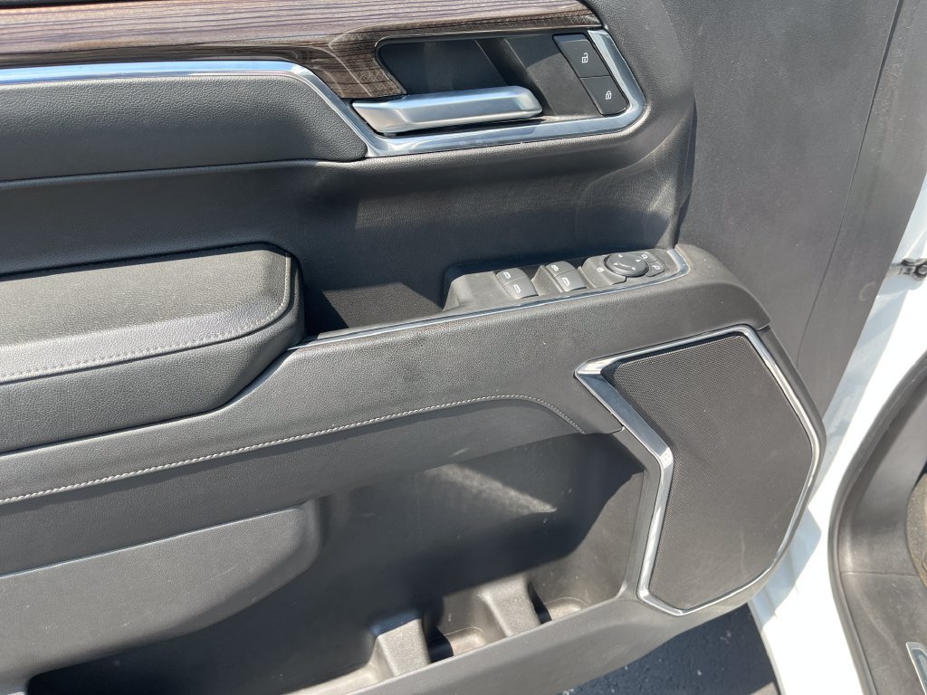 Used 2024 Chevrolet Silverado 1500 LT AWD/4WD image 11