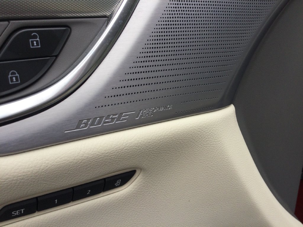 Used 2024 Cadillac XT5 Premium Luxury w/ LPO, Floor Liner Package FWD image 13