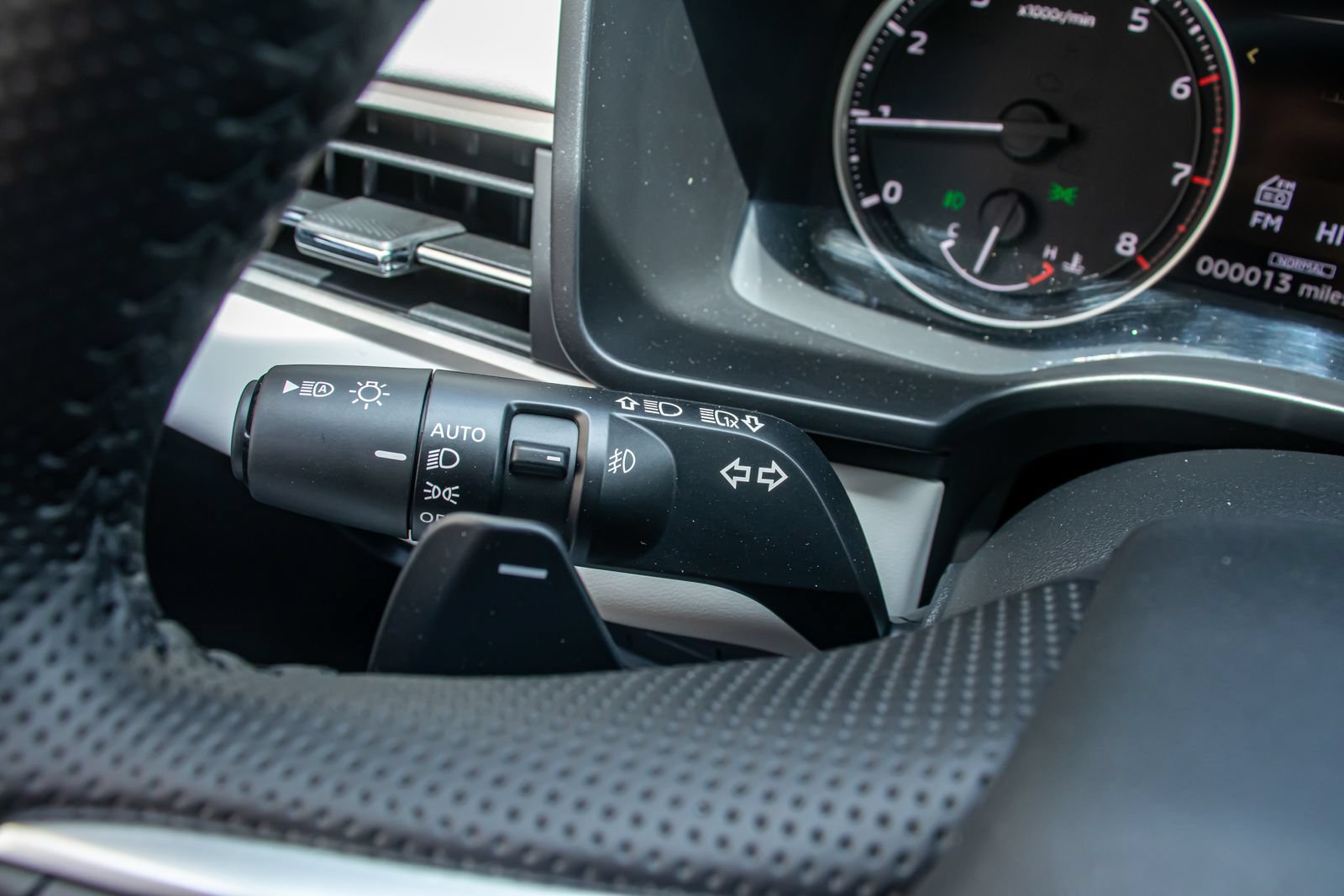 New 2026 Mitsubishi Outlander SE AWD/4WD image 18