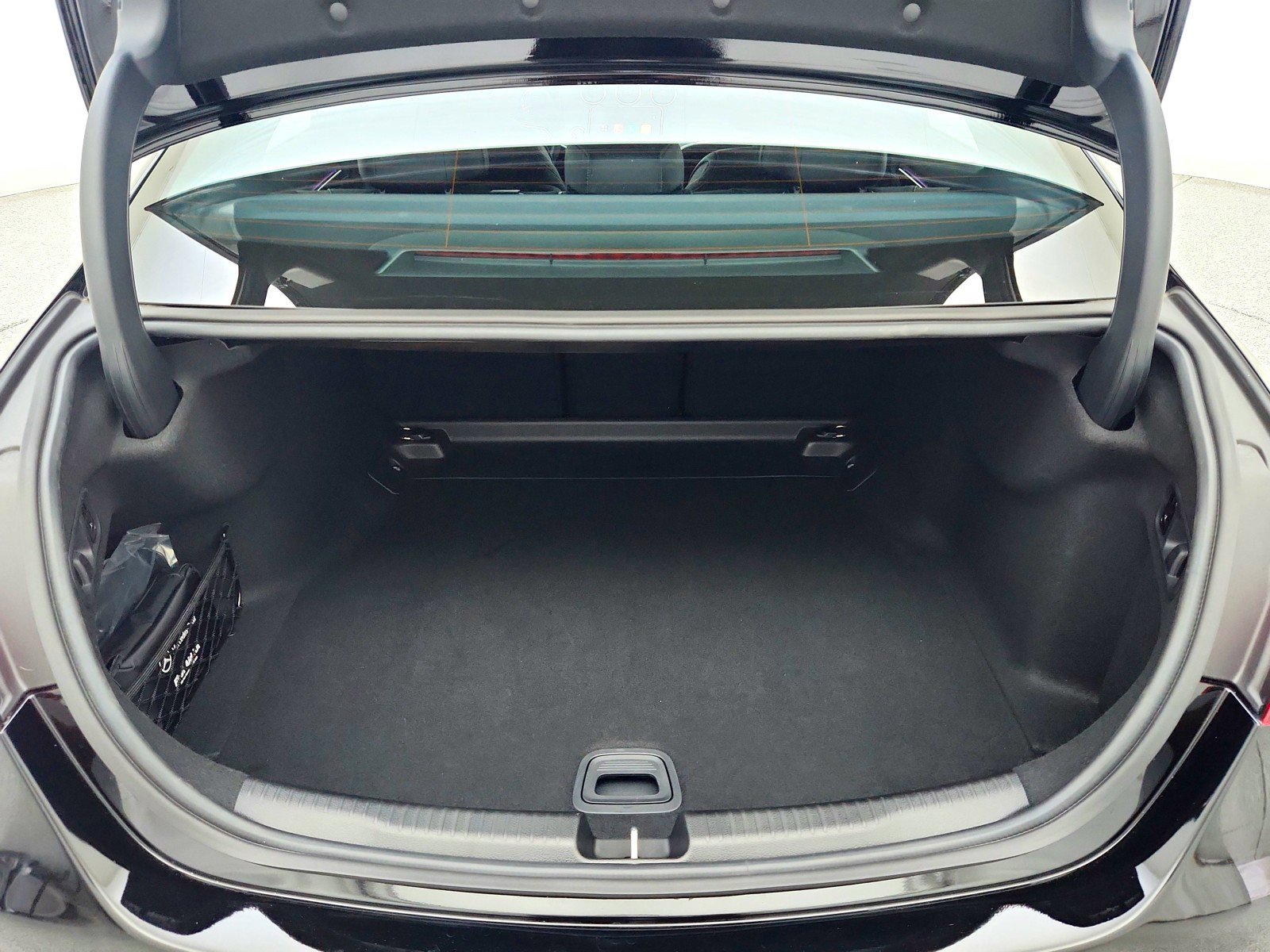 Certified 2025 Mercedes-Benz C 300 Sedan image 28