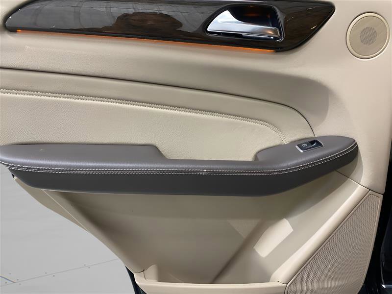 Used 2015 Mercedes-Benz ML 250 BlueTEC 4MATIC image 19