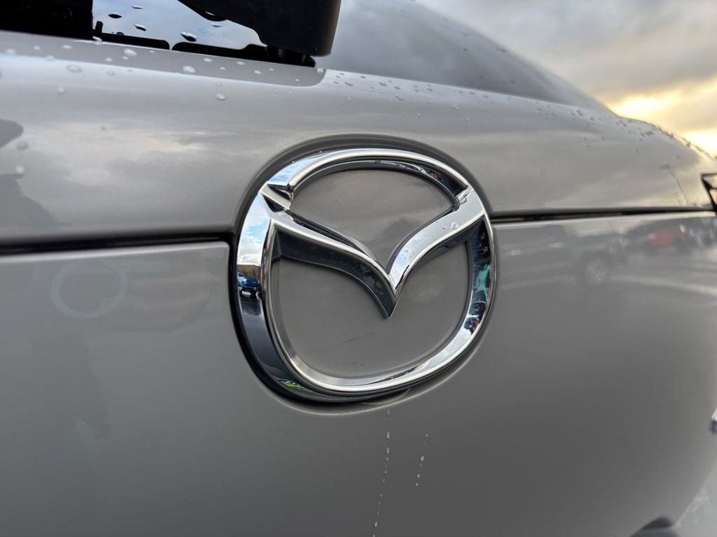 Used 2025 MAZDA CX-30 AWD 2.5 S w/ Select Sport Pkg image 32
