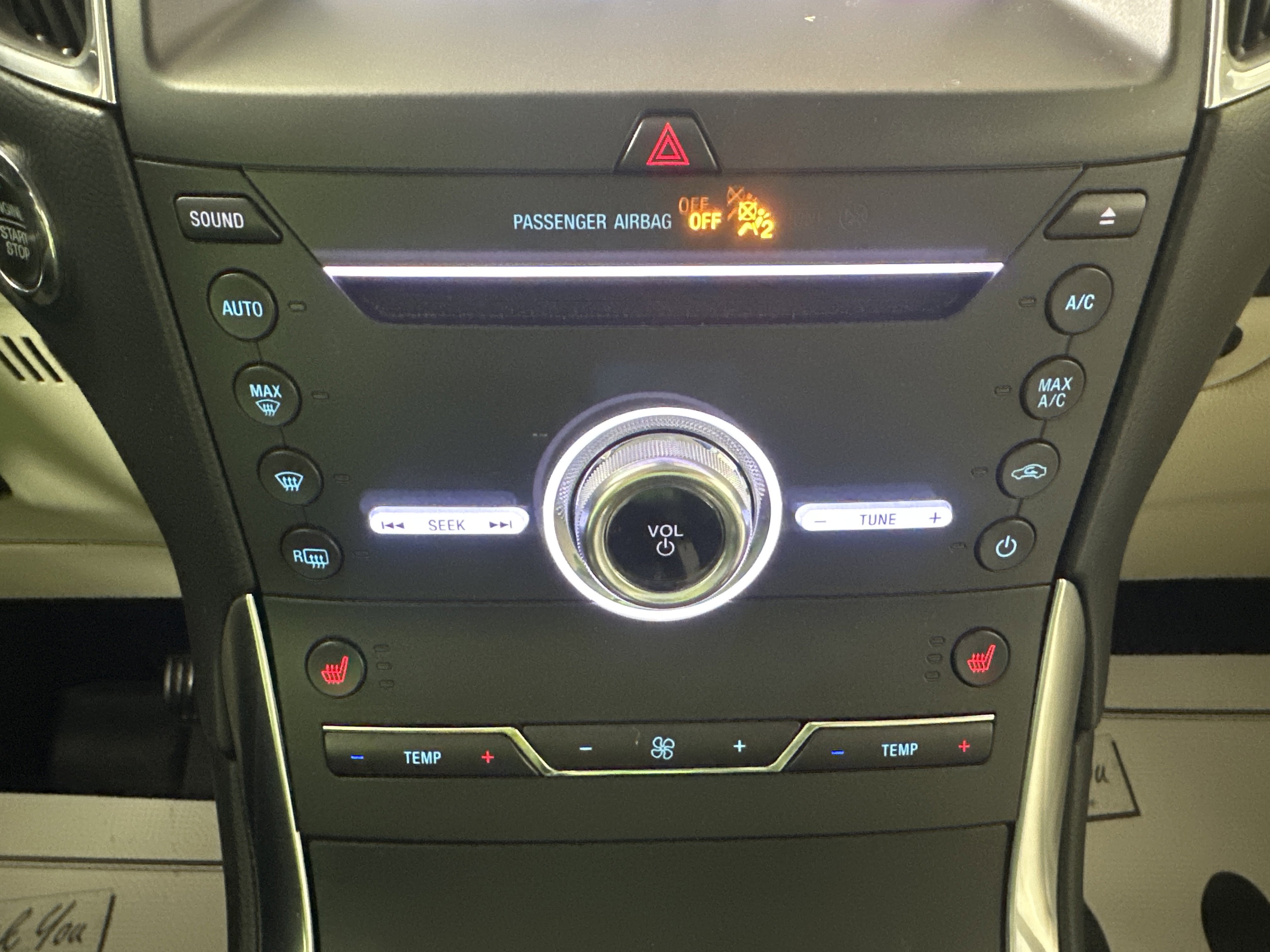 Used 2019 Ford Edge Titanium w/ Cold Weather Package AWD/4WD image 21