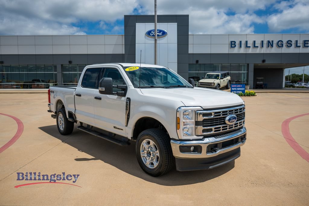 Used 2025 Ford F250 XLT AWD/4WD image 1