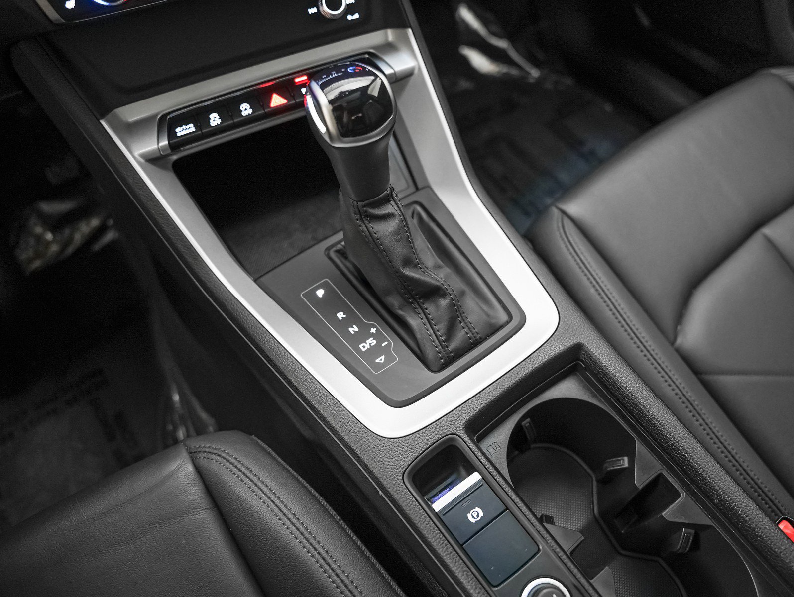 Used 2023 Audi Q3 2.0T Premium image 18