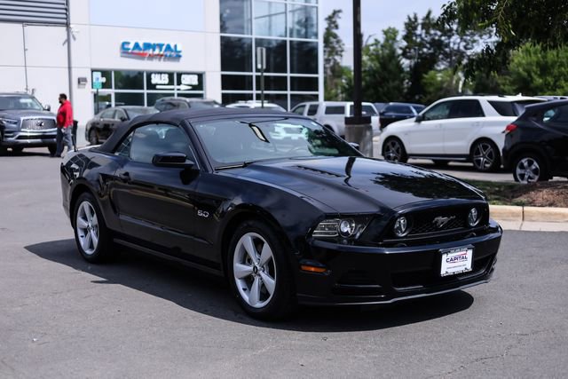 Used 2013 Ford Mustang GT RWD image 8