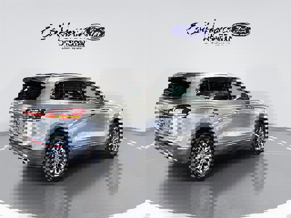 Used 2021 Lincoln Nautilus Reserve image 9