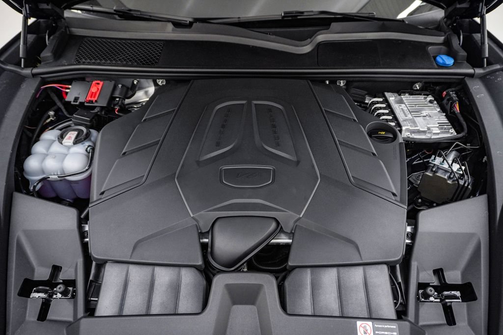 New 2026 Porsche Cayenne AWD/4WD image 29