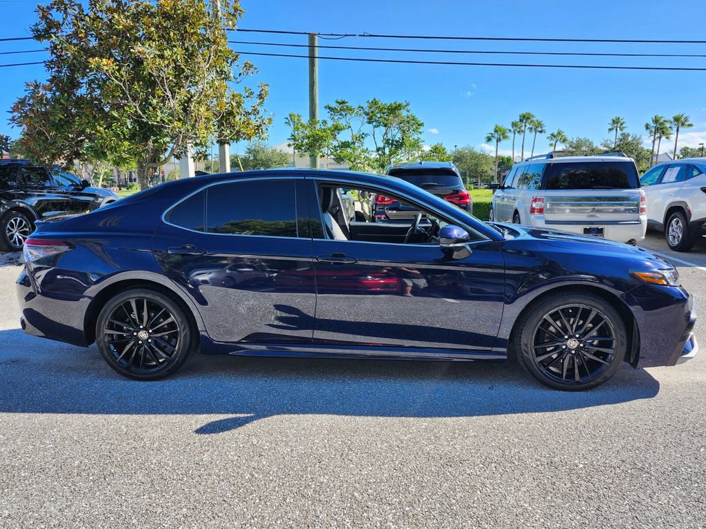 Used 2021 Toyota Camry XSE image 14